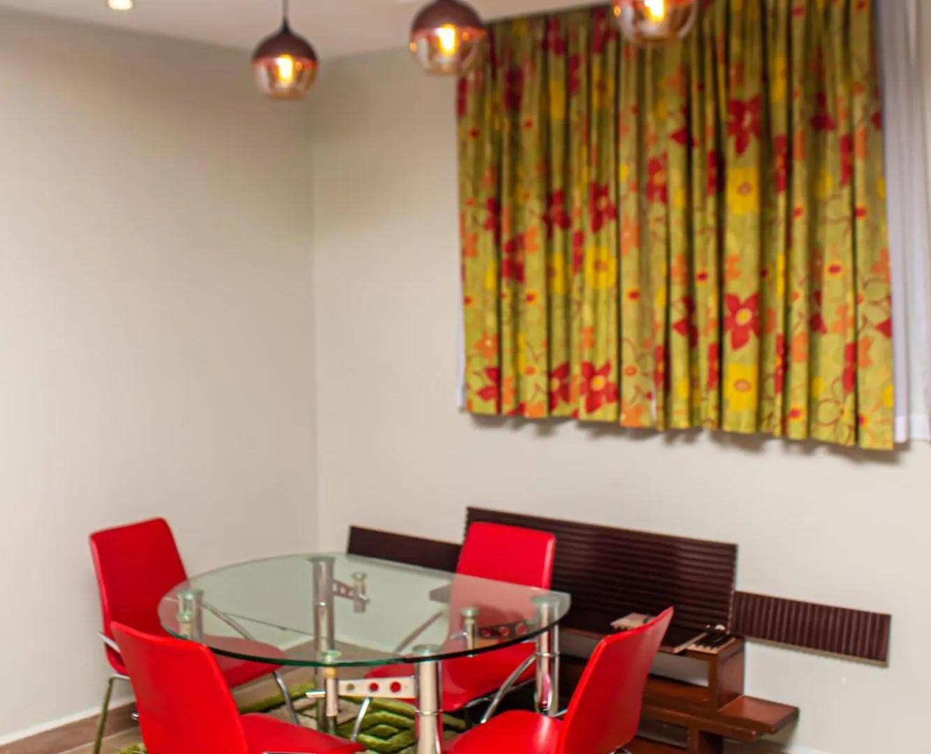 Royal Suites Kampala Hotel