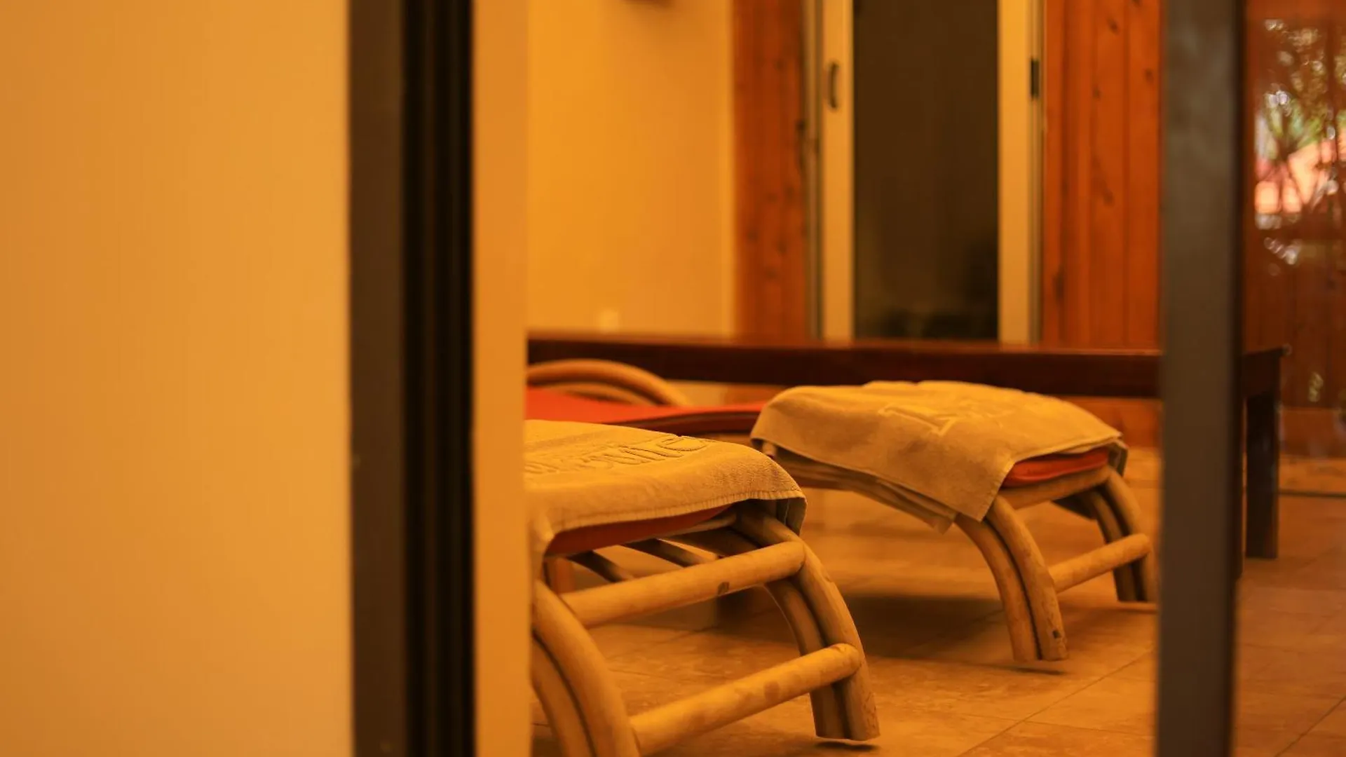 Hotel Royal Suites Kampala